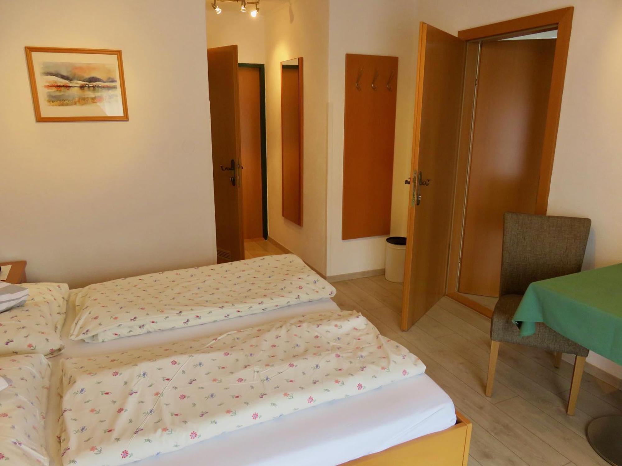 Berg-Panorama-Hof Sturmgut Guest House Hinterstoder Room photo